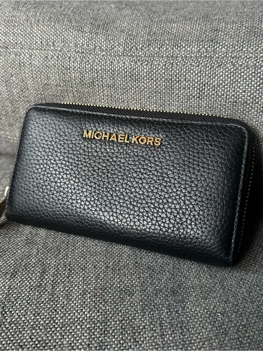 Michael Kors Jet Set Travel Medium Continental Wristlet Wallet Black